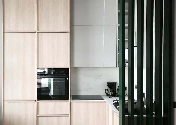 Rail & Old Town * Poznań