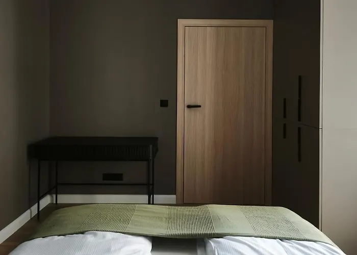 Rail & Old Town * Poznań